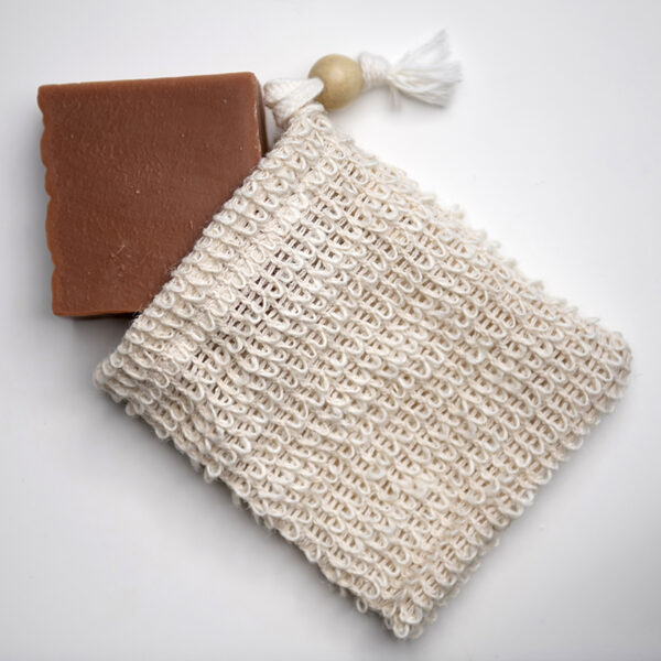 klapotis-accessoire-pochette-en-sisal-01