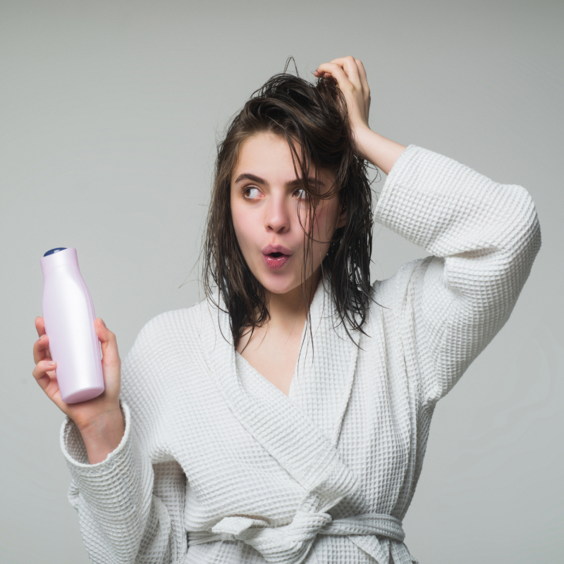 Savon solide ou gel douche : quel est le meilleur choix pour votre peau, votre budget et la planète ?